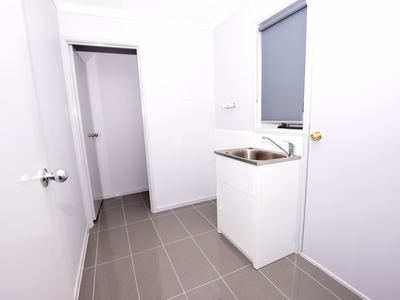 53 Meredith Crescent, Hampton Park