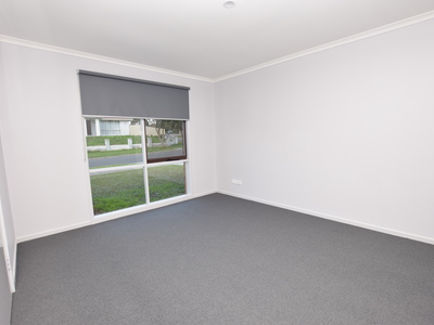 53 Meredith Crescent, Hampton Park