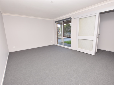 53 Meredith Crescent, Hampton Park
