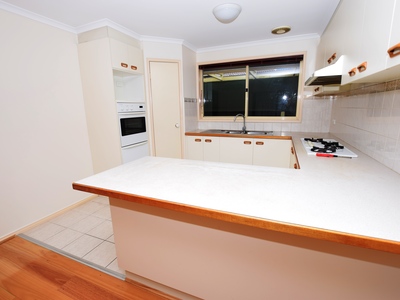 21 Emily Drive, Narre Warren