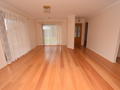 21 Emily Drive, Narre Warren