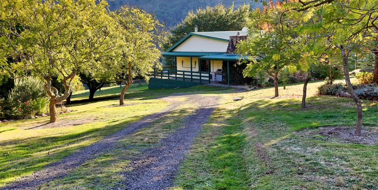 2042 Creightons Creek Road Creightons Creek, Euroa