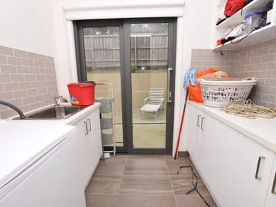 8 The Rise, Narre Warren North