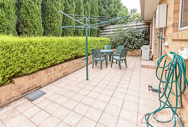 2/23 Barbara Avenue, Glen Waverley