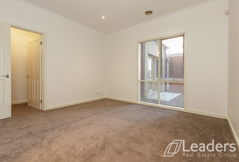 3 / 938-940 High Street Road, Glen Waverley