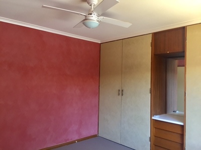 1 / 336 Russell, Hay