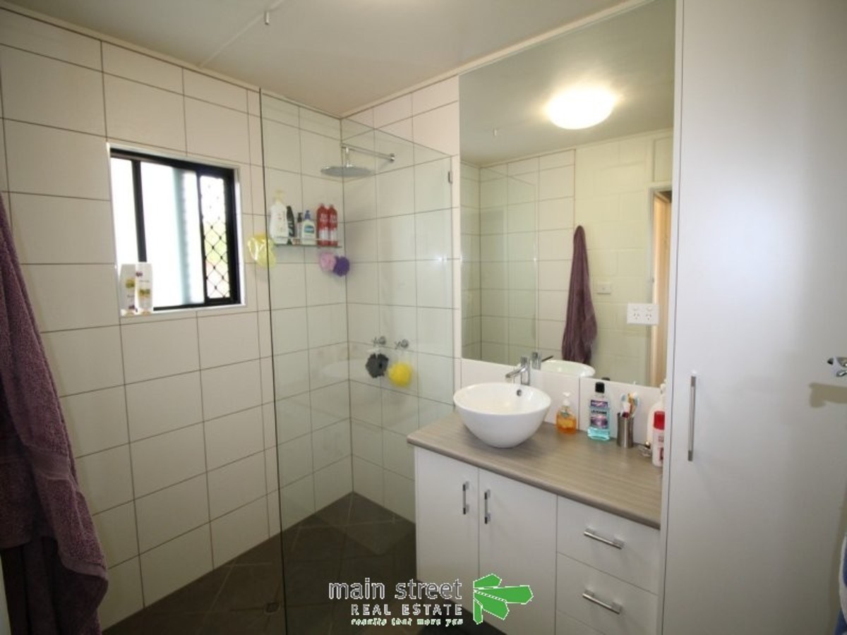 32 Irvine St, Kairi
