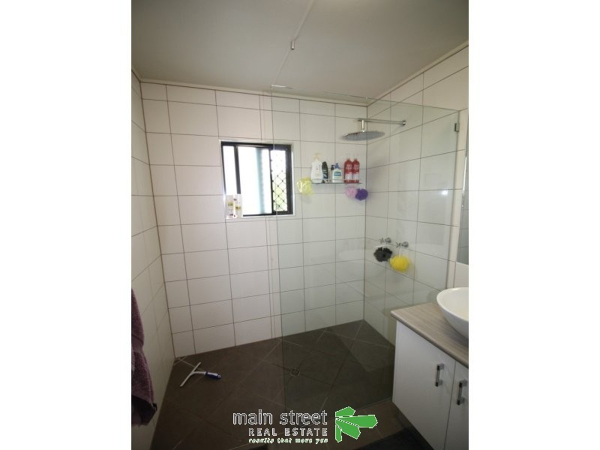 32 Irvine St, Kairi