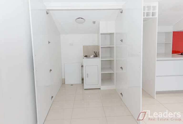 202 / 27-29 Koonawarra Street, Clayton