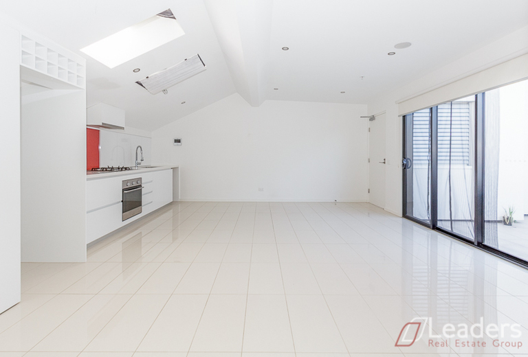 202 / 27-29 Koonawarra Street, Clayton