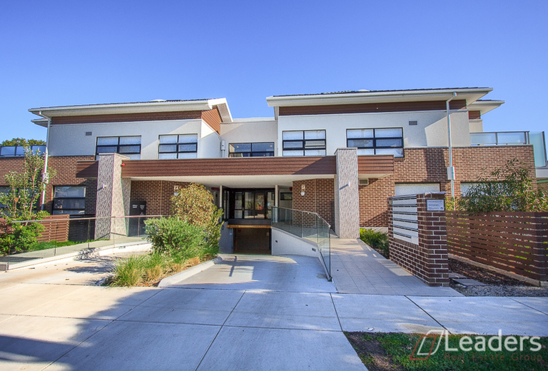 202 / 27-29 Koonawarra Street, Clayton