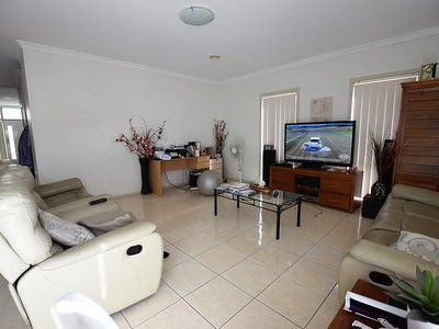 11 / 22 Paterson Drive, Lynbrook