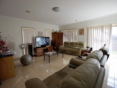 11 / 22 Paterson Drive, Lynbrook