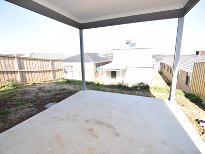 5 Fernlea Street, Clyde North