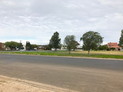 423 Cadell Street, Hay