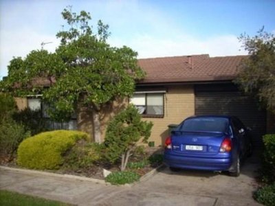 1 / 15 Pynsent Street, Horsham