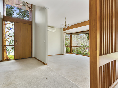 10 Cheniston Road, Mount Macedon