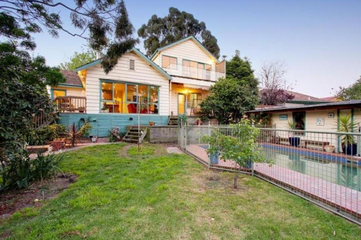 22 Linden Street, Box Hill South