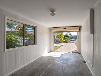 12 KARINA COURT, Urangan