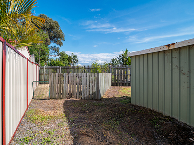 12 KARINA COURT, Urangan