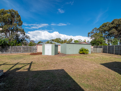 12 KARINA COURT, Urangan