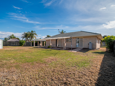 12 KARINA COURT, Urangan