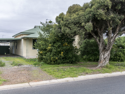 15  Hazel Street, Horsham