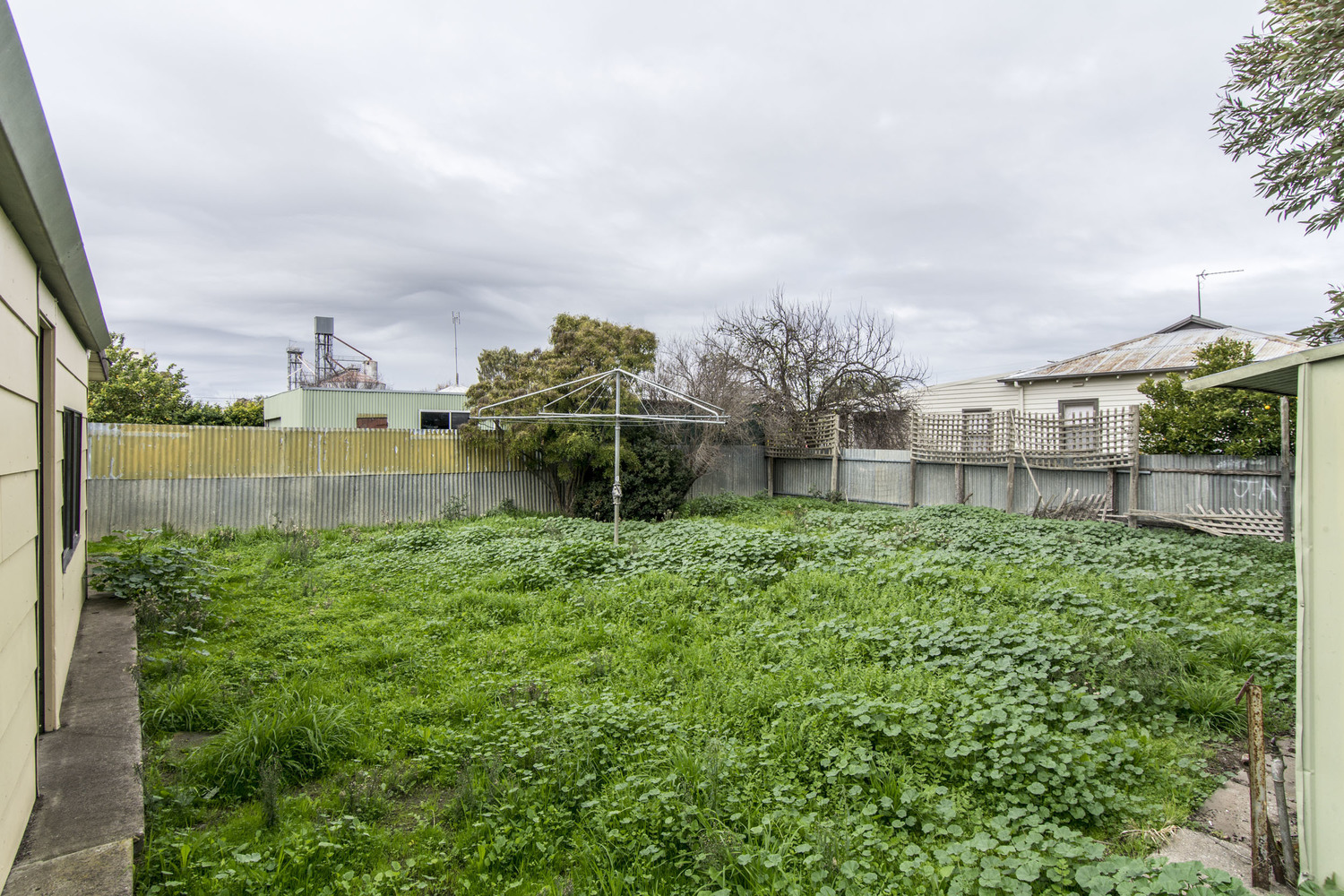 15  Hazel Street, Horsham