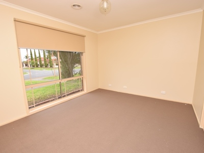 313 Ormond Road, Narre Warren South