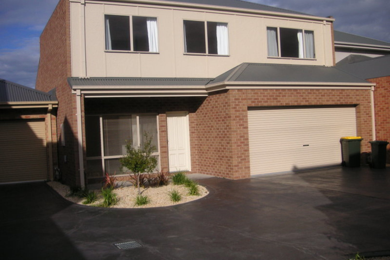 4 / 16 McTavish Boulevard, Horsham