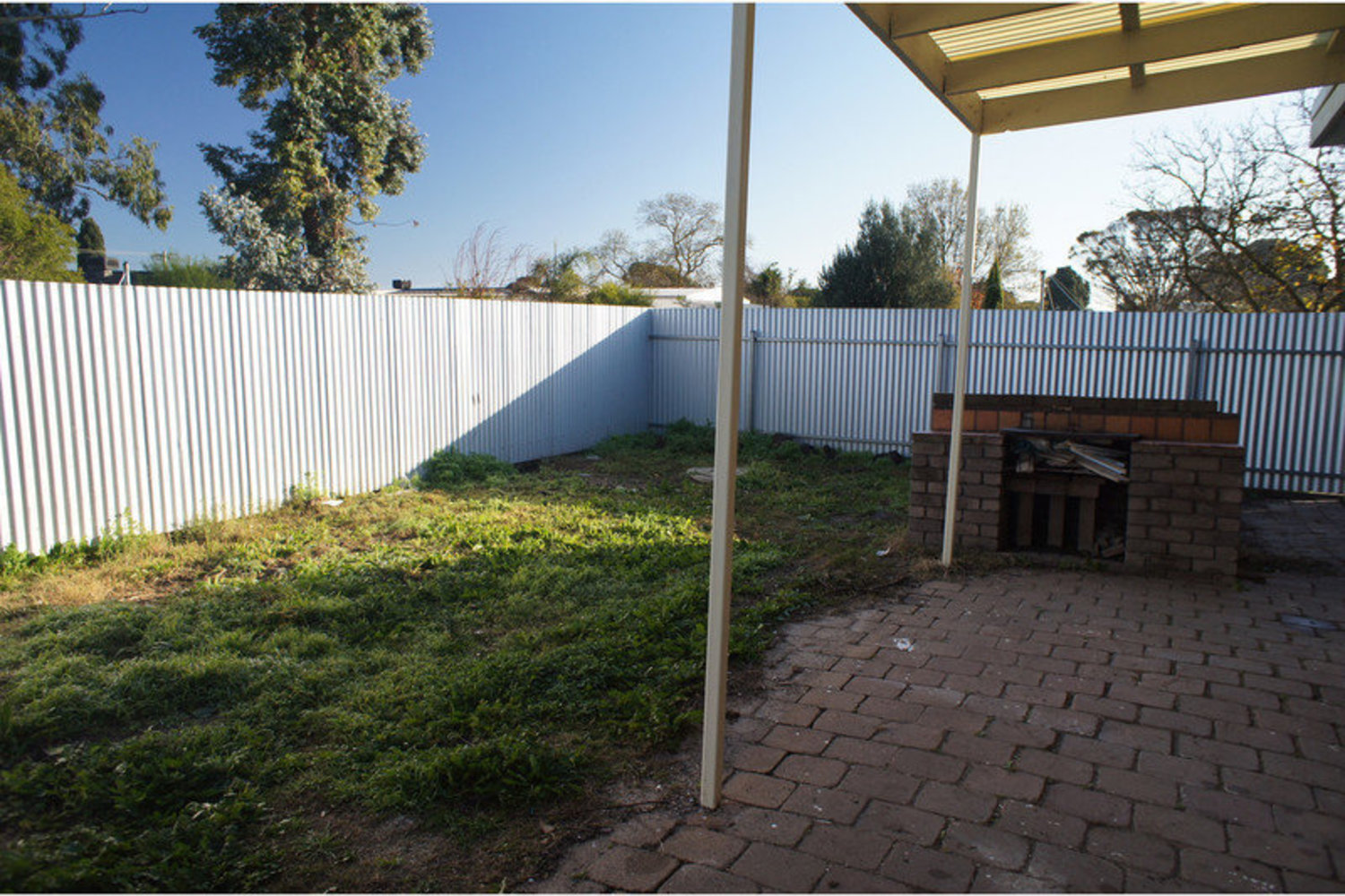 4 / 8 High Street, Horsham