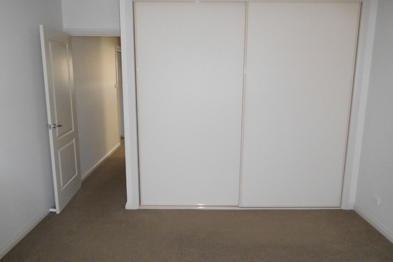 1 / 12 McPherson Street, Horsham
