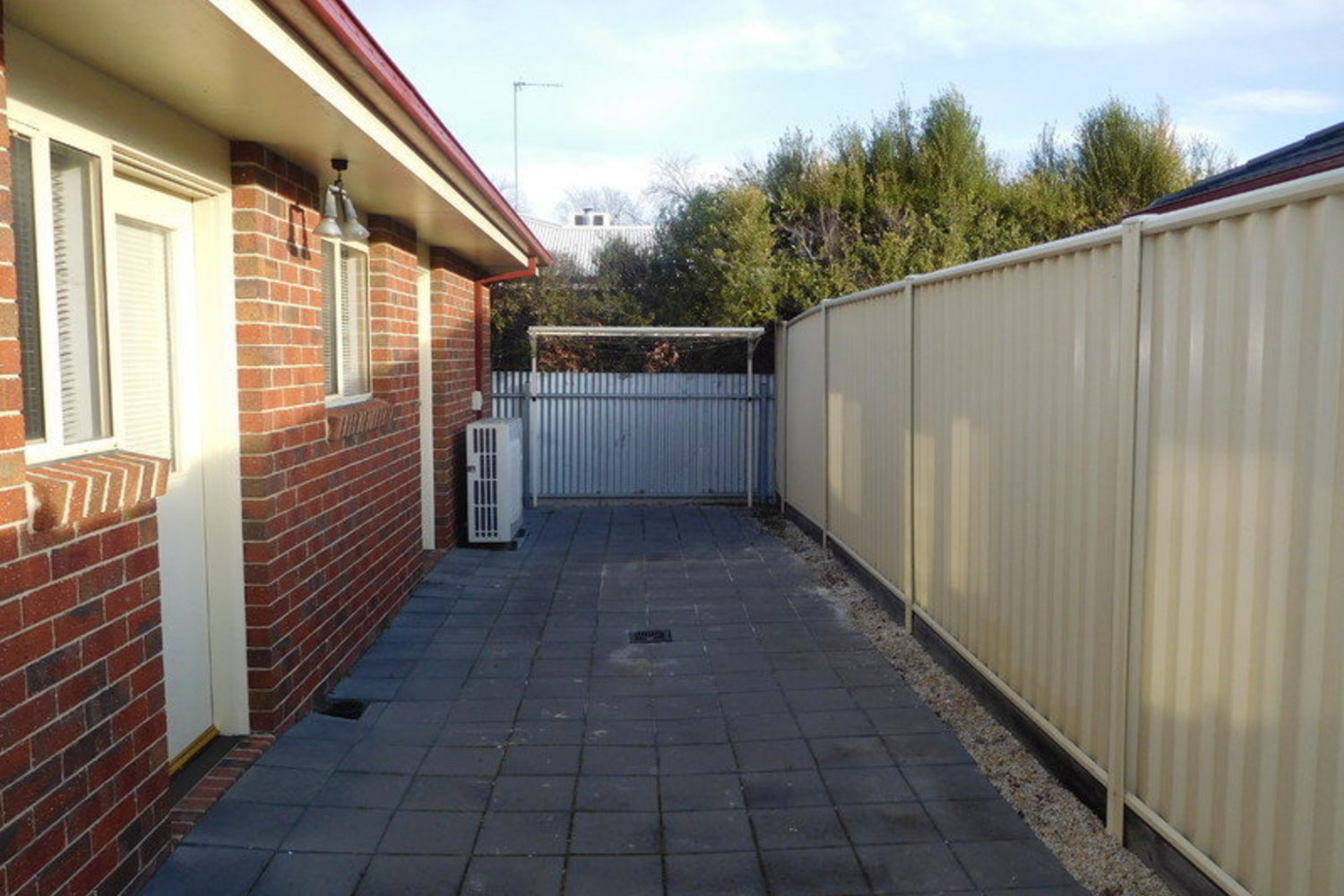 1 / 12 McPherson Street, Horsham