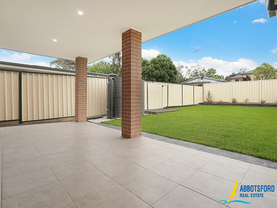 33 Laundess Avenue, Panania