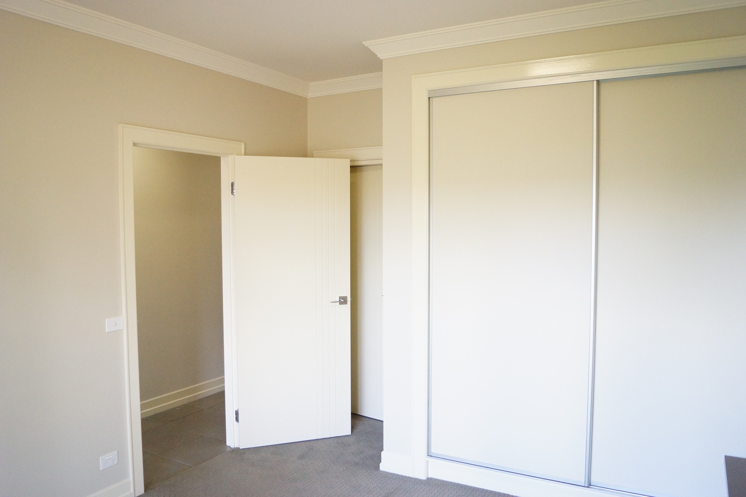 16 Stawell Road, Horsham