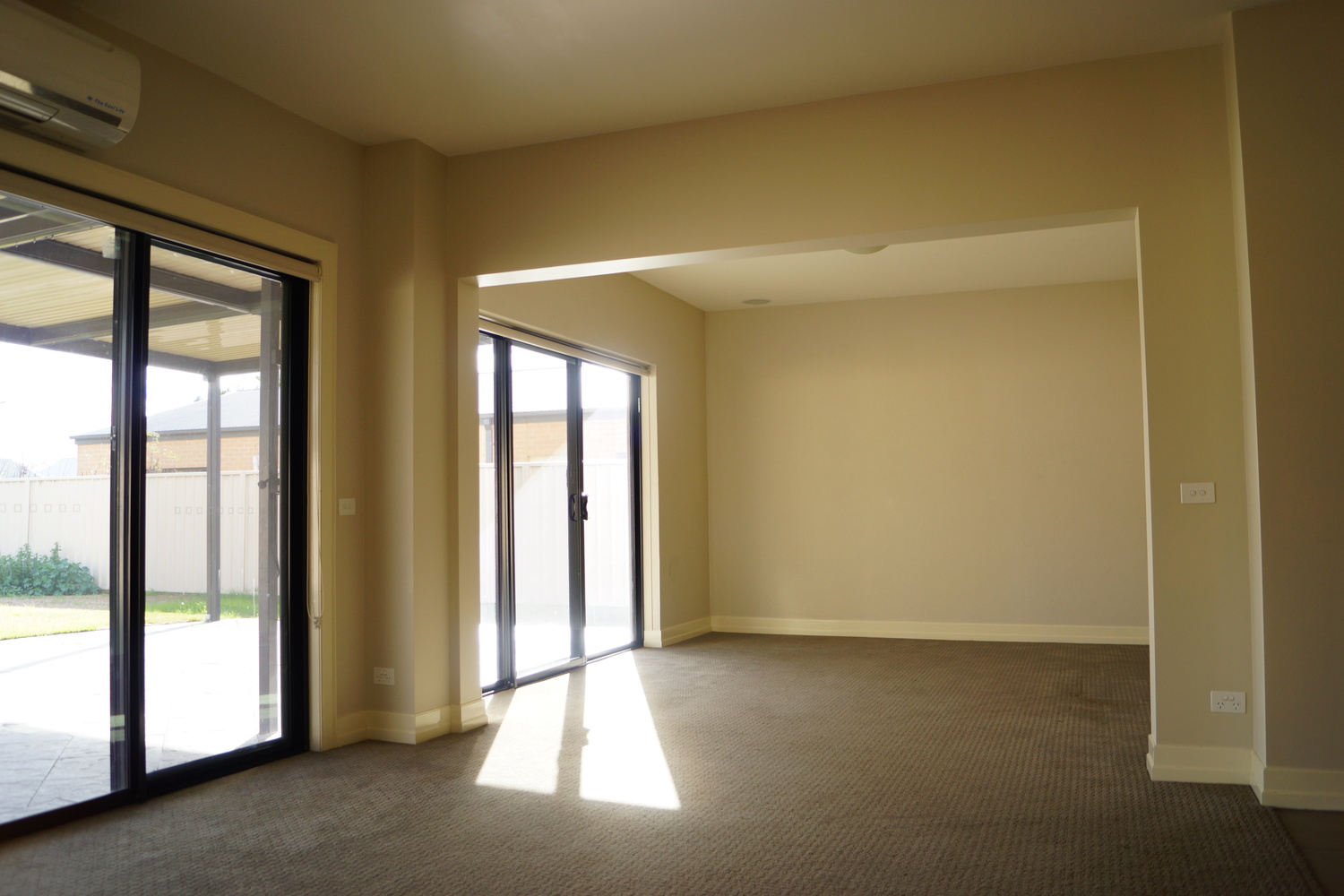 16 Stawell Road, Horsham