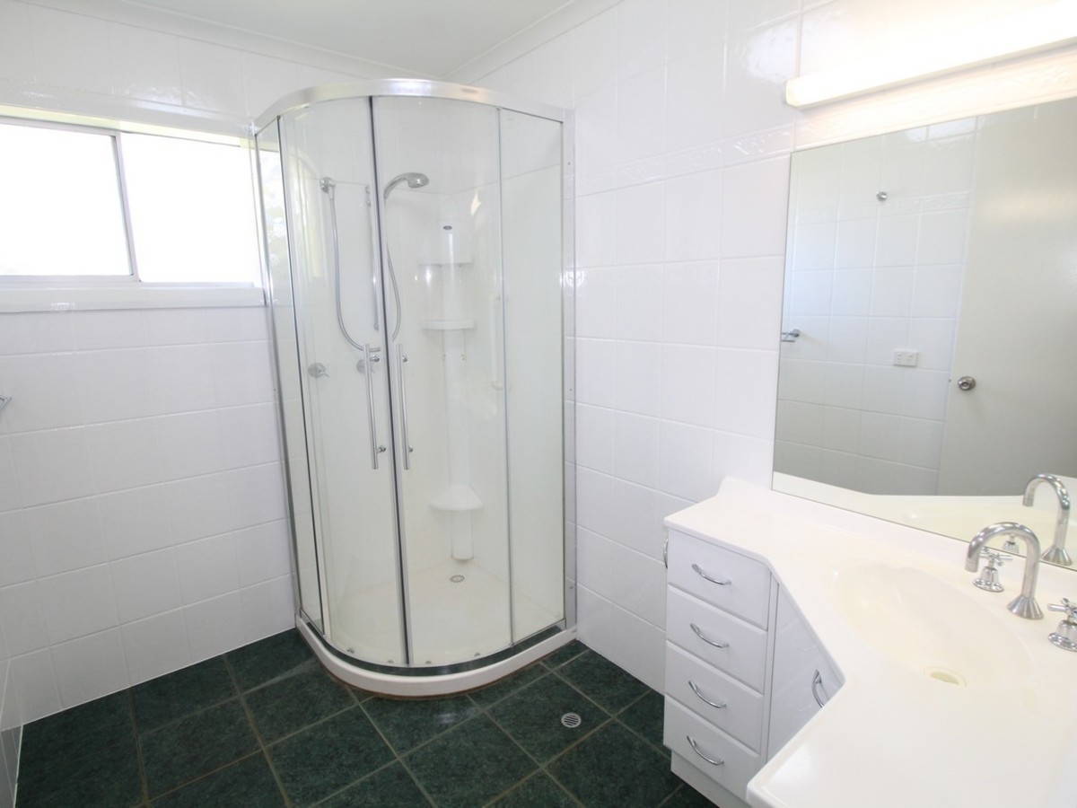 2a Armstrong Street, Atherton