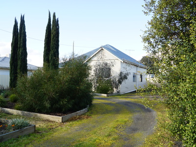 11 Stawell Road, Horsham