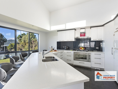 128 Irby Boulevard, Sisters Beach