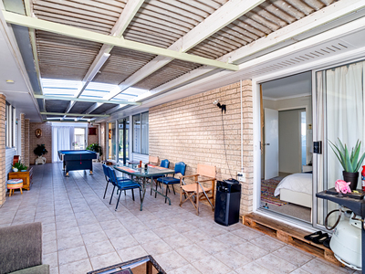 6 TURRUM STREET, Scarness