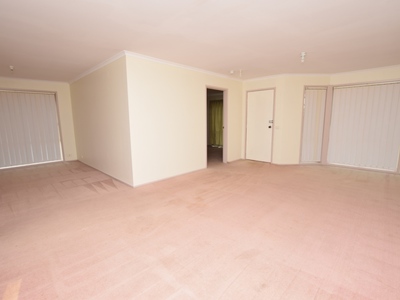 16 The Parkway, Hampton Park