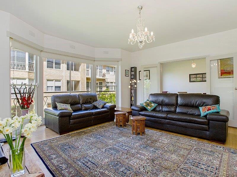 16 / 49A Kensington Road, South Yarra