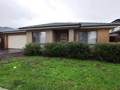 38 Peridot Avenue, Officer