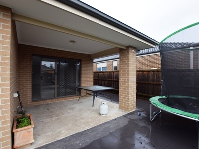 38 Peridot Avenue, Officer
