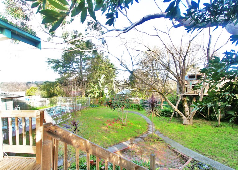 22 Linden Street, Box Hill South