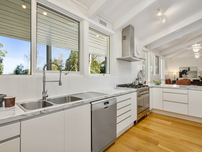 2 Anzac Road, Mount Macedon