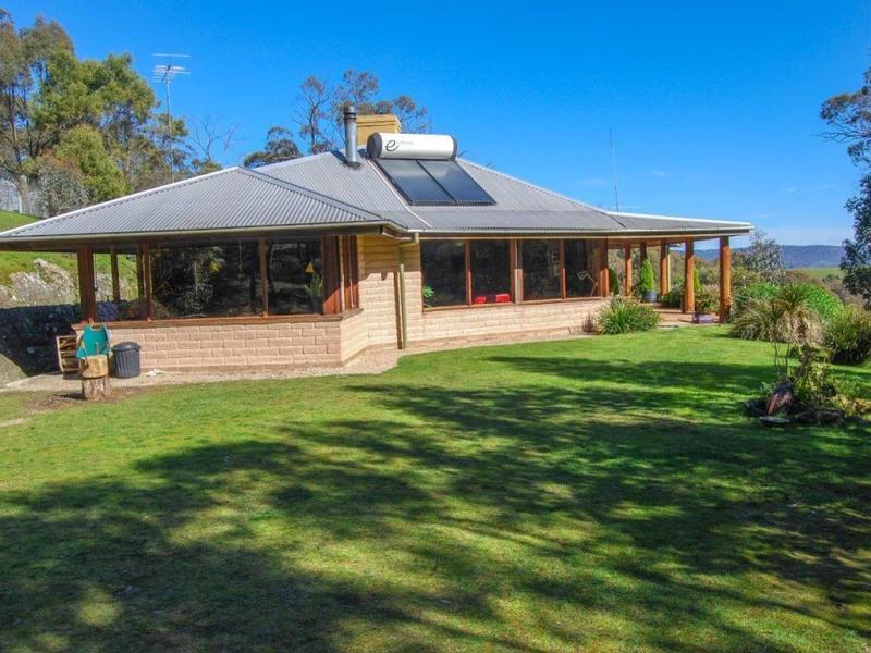 38 MACKLIN ROAD, MERTON VIA, Mansfield