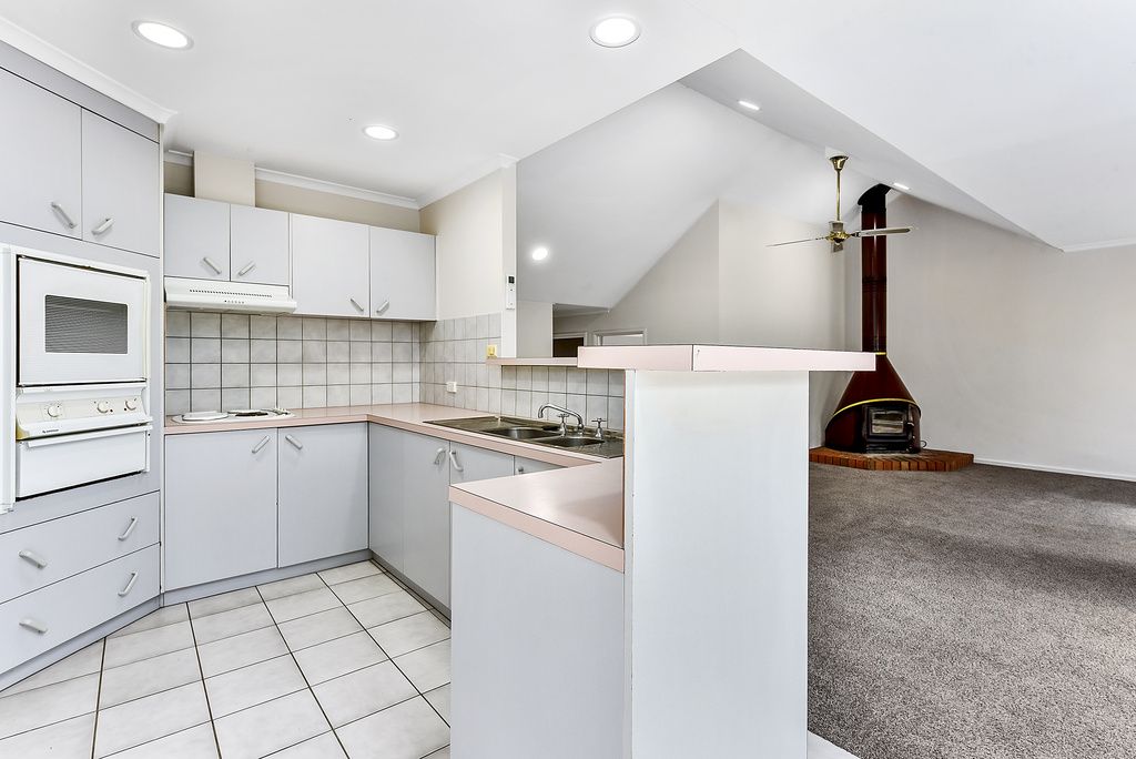 24 Shalamar Crescent, Mount Gambier