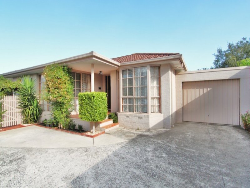 2 / 4 Kurrajong Avenue, Glen Waverley