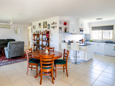 6 Pharlap Court, Point Vernon